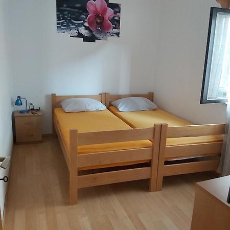 Apartman Janja Apartment Bol Exterior photo